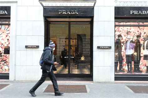 prada italy online